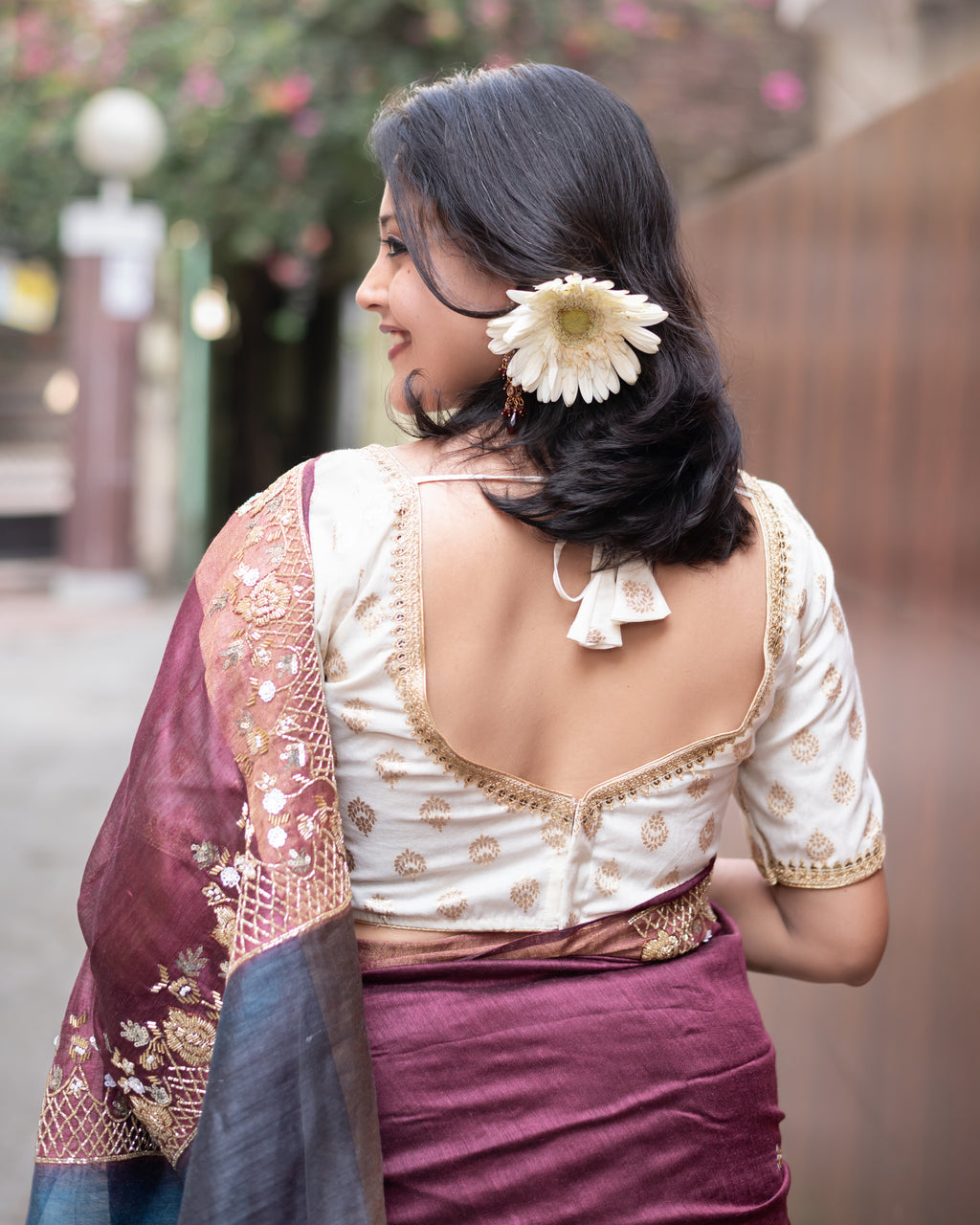 Off White Banarasi Long Hand Lace